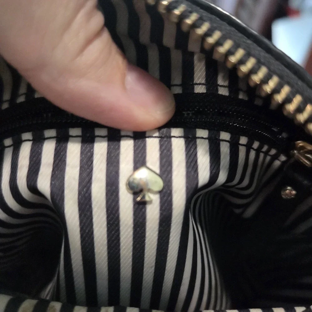 Kate Spade New York Black Pebbled Leather Crossbody Shoulder Bag Gold Zip Purse